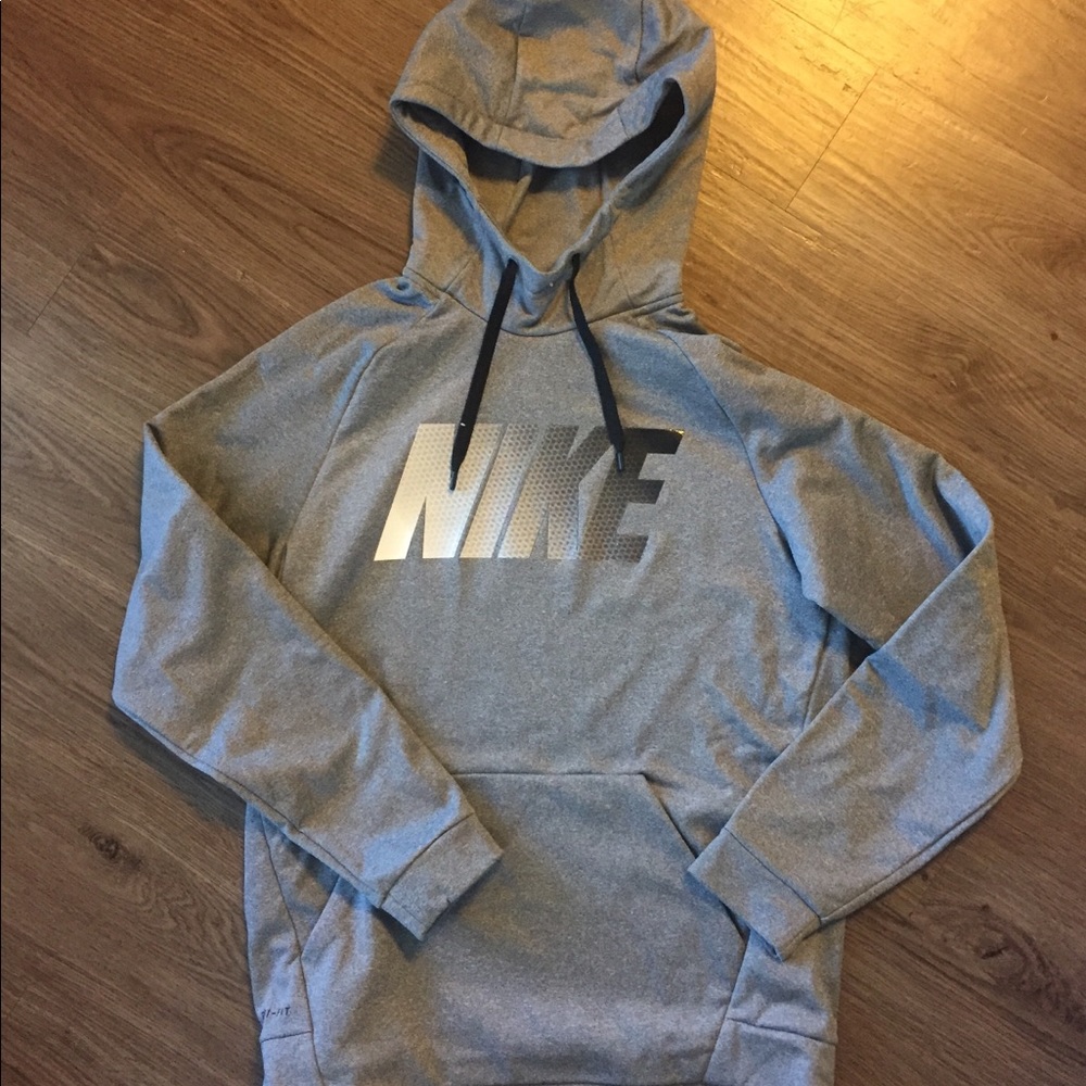 Nike Men’s Therma Sweatshirt